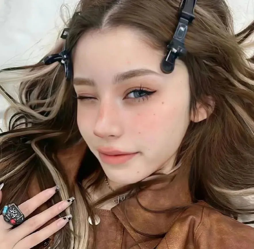 吸血少女大战少女弗兰肯